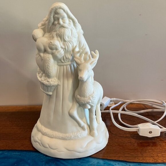 Jade Porcelain Electric Light Up Santa and Reindeer with Box - Picture 7 of 8